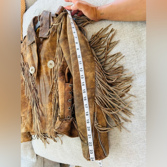 VINTAGE WESTERN FRINGE HEAVYWEIGHT LEATHER JACKET - Picture 7 of 10